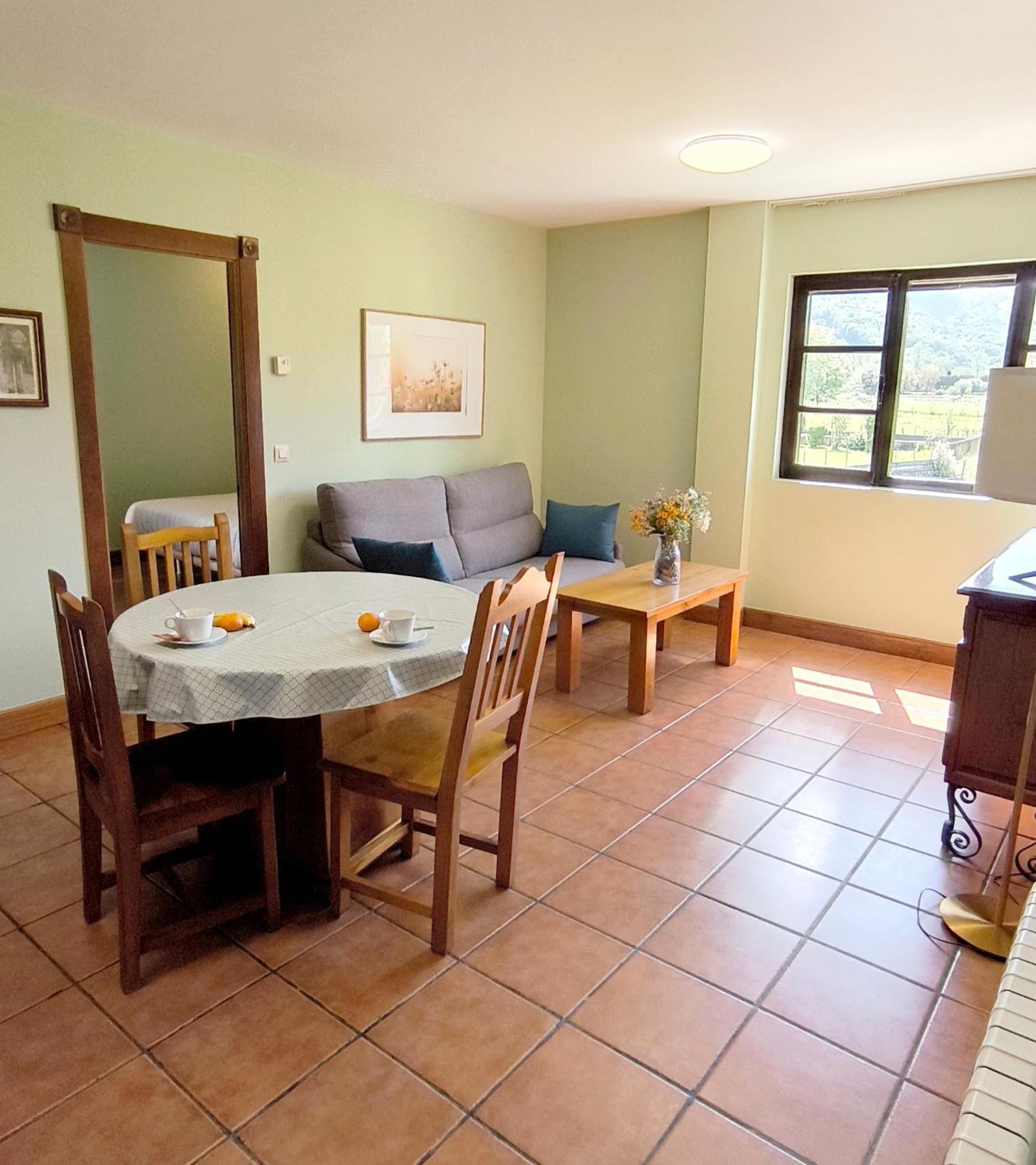 Apartamentos Florinda Ucieda Kültér fotó