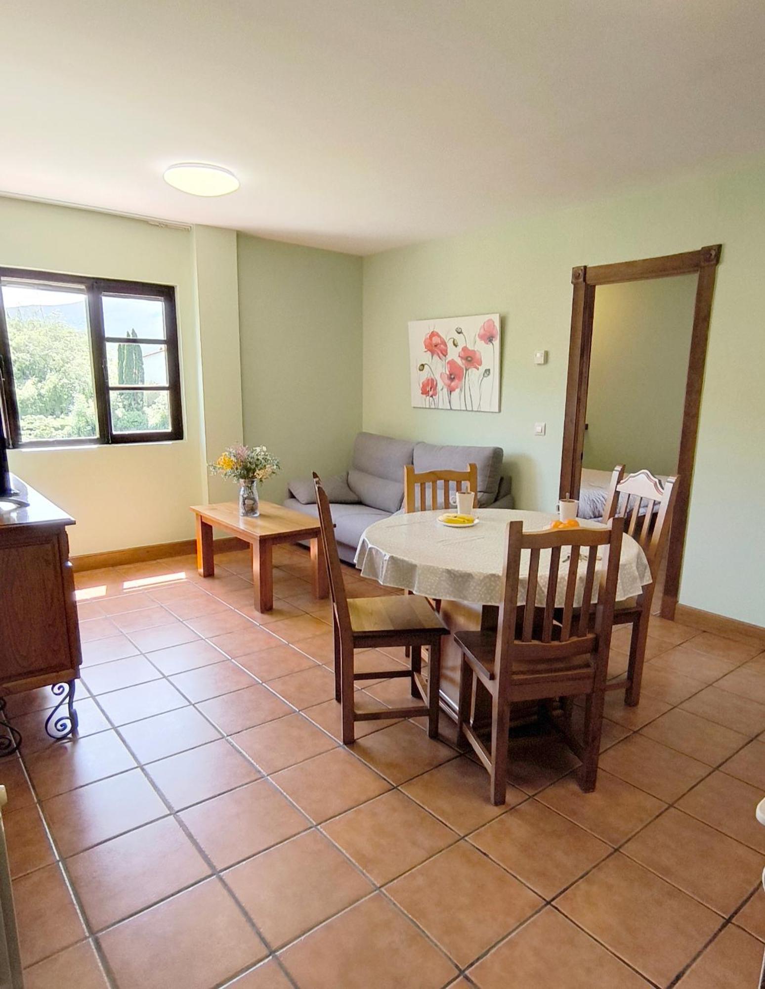 Apartamentos Florinda Ucieda Kültér fotó